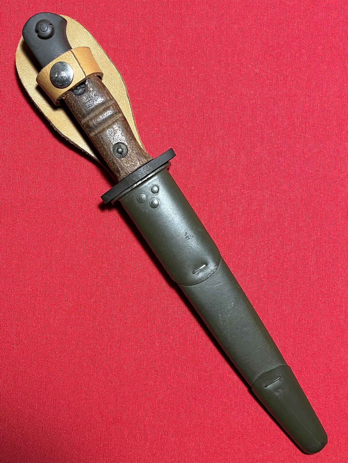 Original British WWI P1913 Enfield Bayonet by Remington with Scabbard / Cutdown for French-Indochina War (French Army Use)