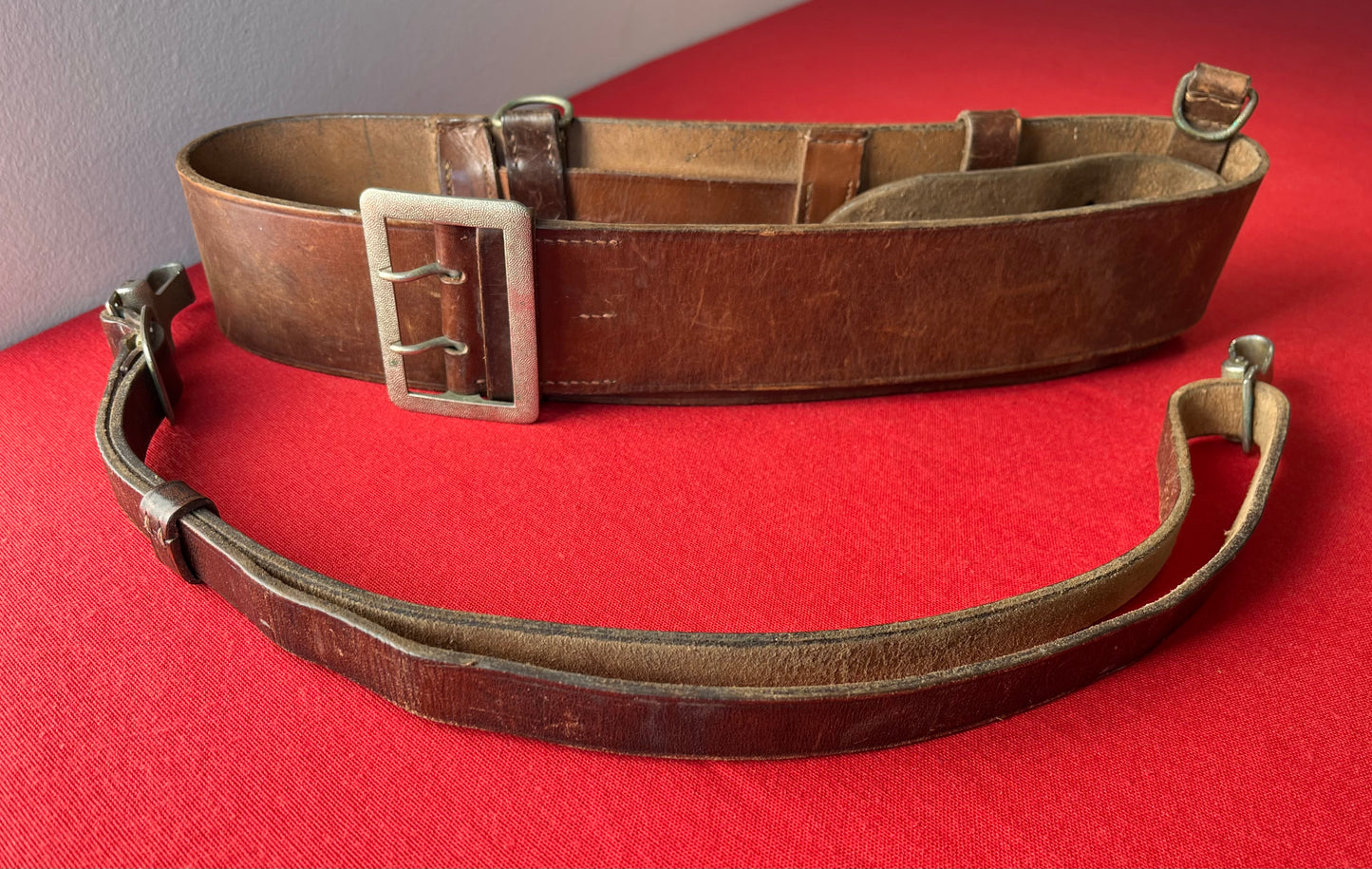 Authentic / WW2 German Political Leaders Belt & Cross Strap with Sword Hanger