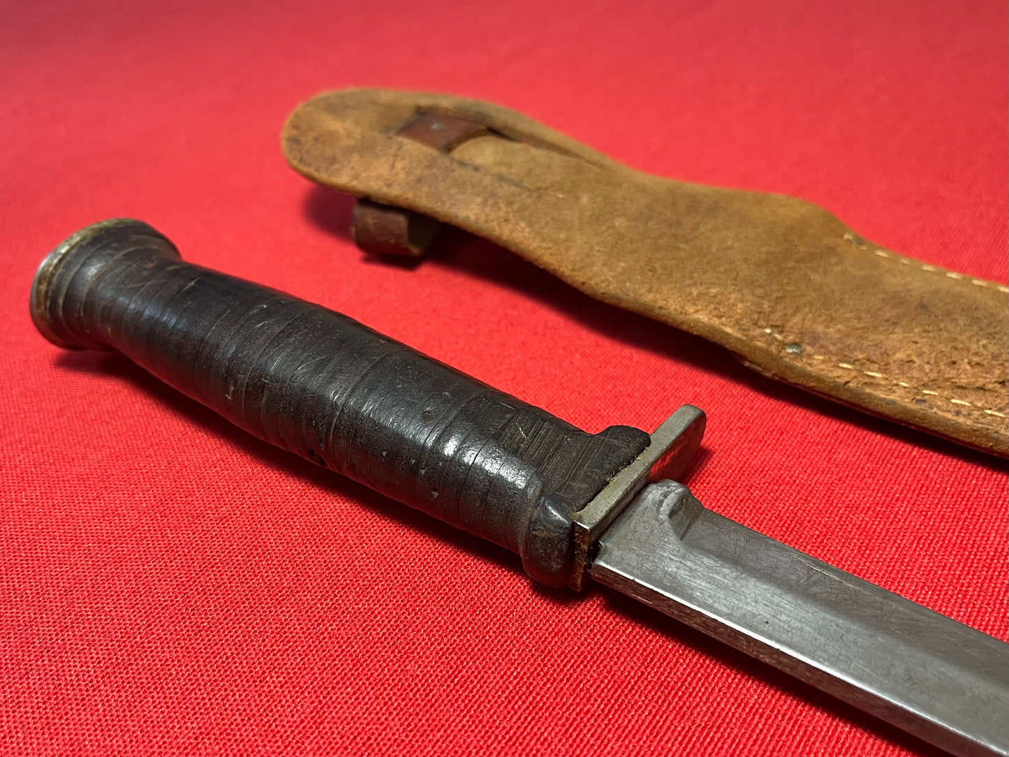 WW2 U.S. M3 Commercial Fighting Knife & Scabbard