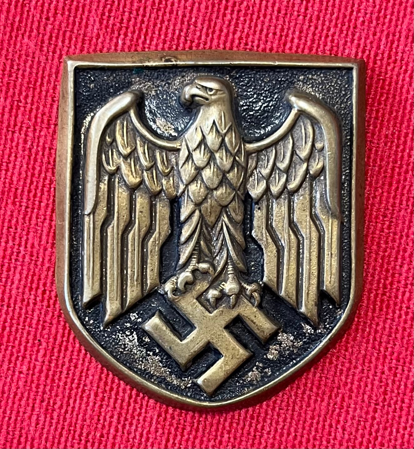 WW2 German Tropical Pith Helmet Insignia