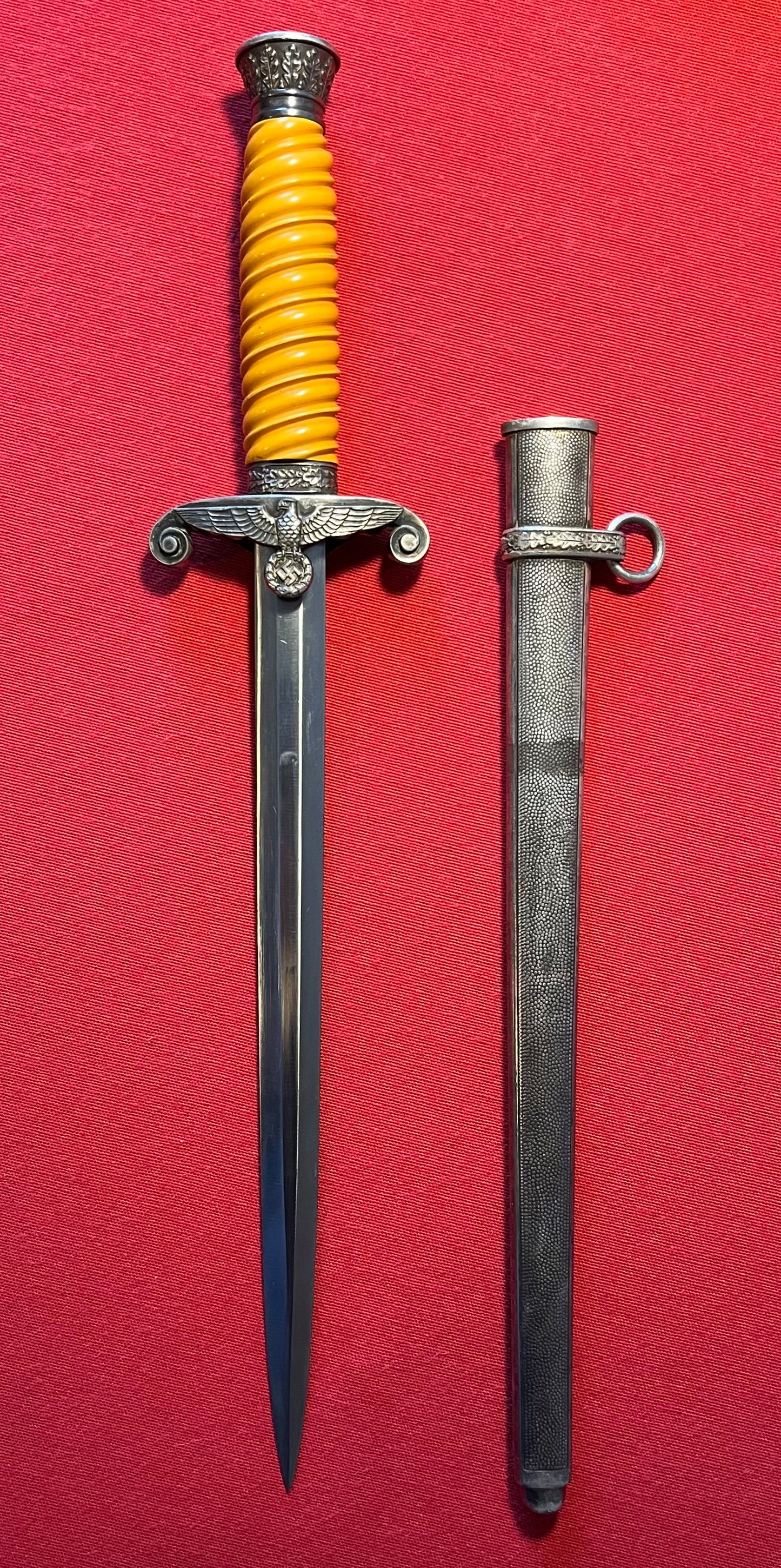 Original WWII German Army (Heer) Officer’s Dagger by Carl Eickhorn