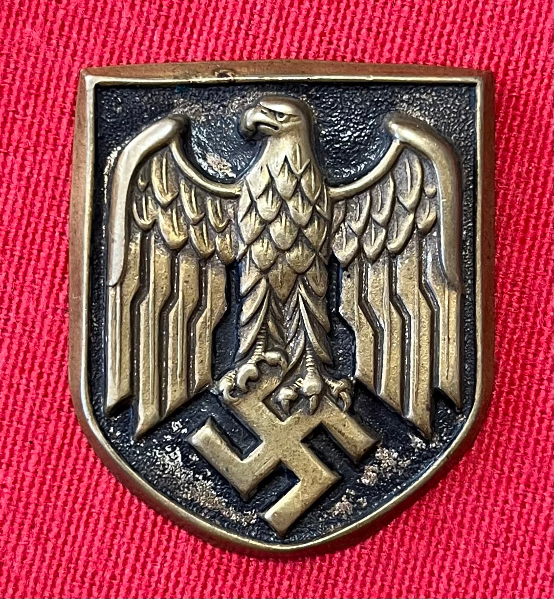 WW2 German Tropical Pith Helmet Insignia