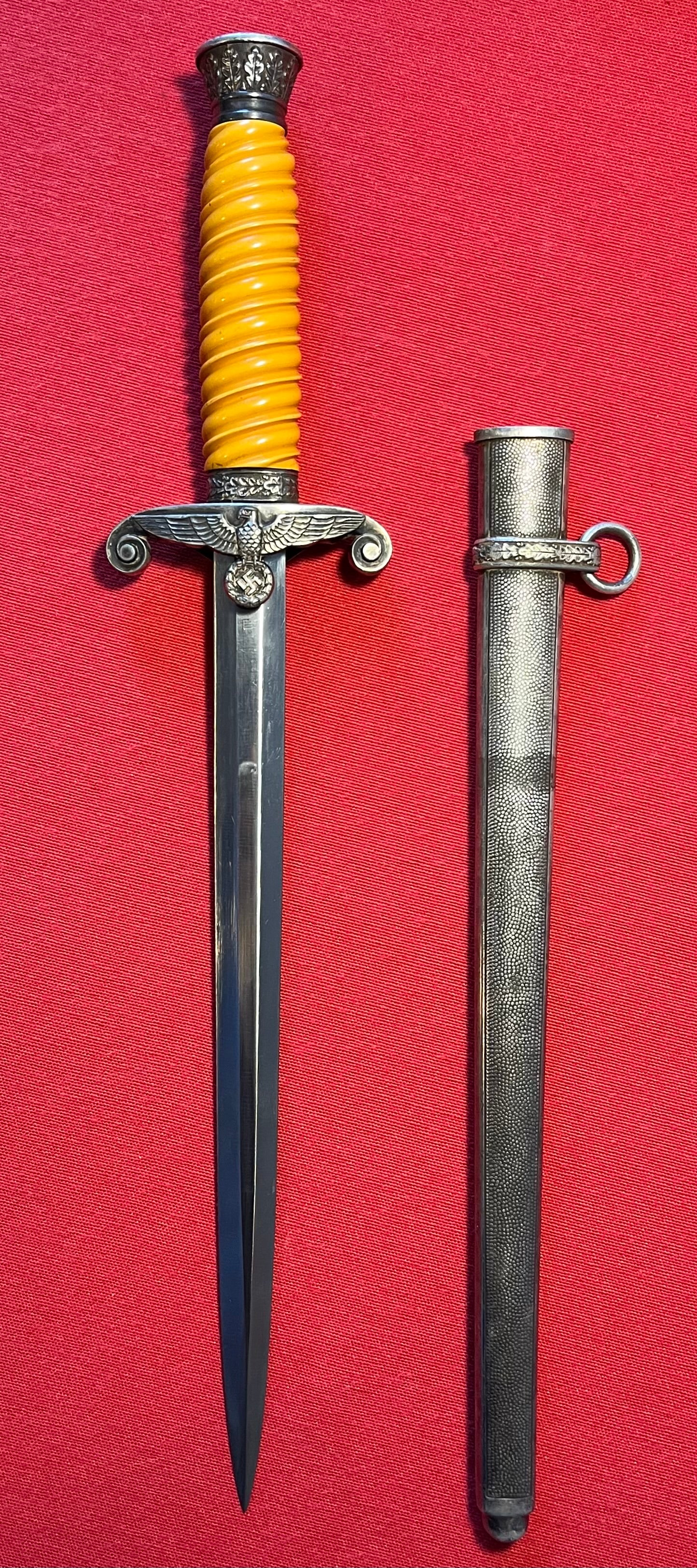 Original WWII German Army (Heer) Officer’s Dagger by Carl Eickhorn