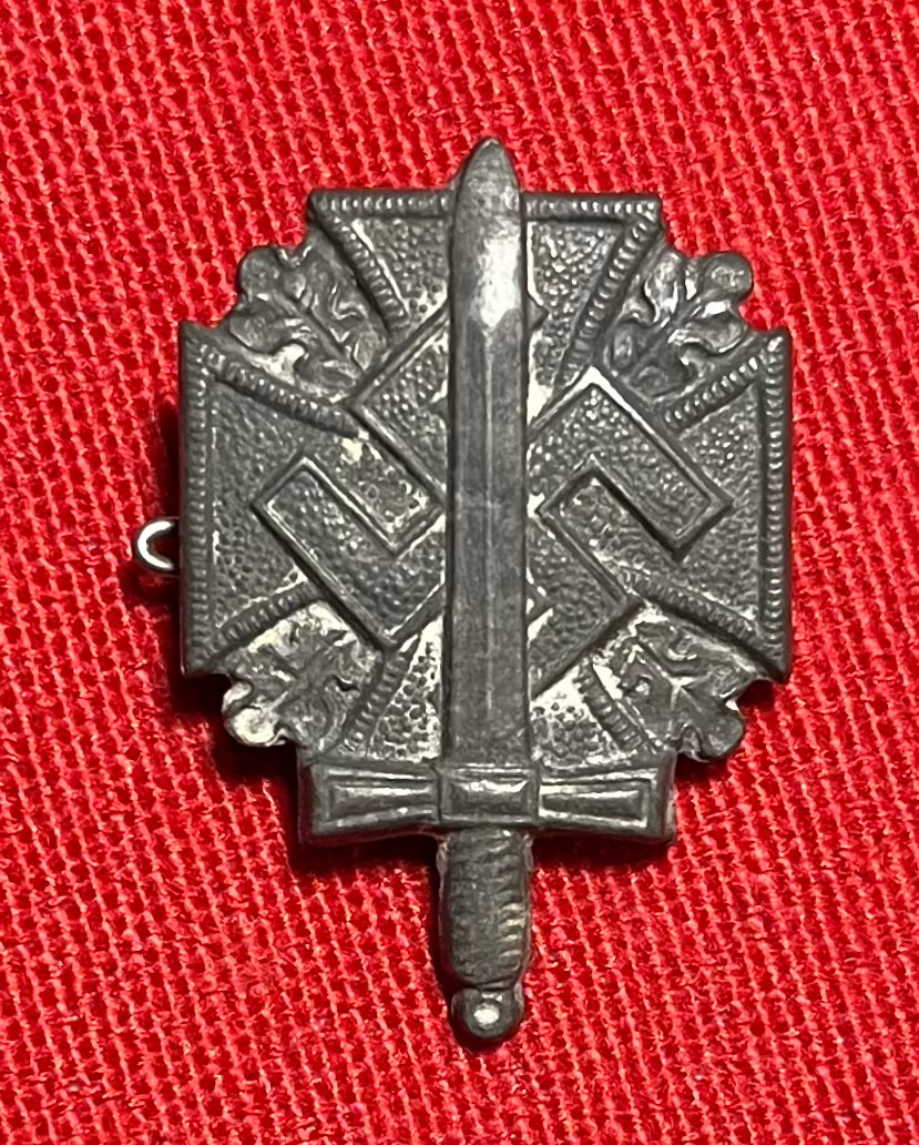 WW2 German WHW Winterhilfswerk Veteran’s Fund Raising Day Badge