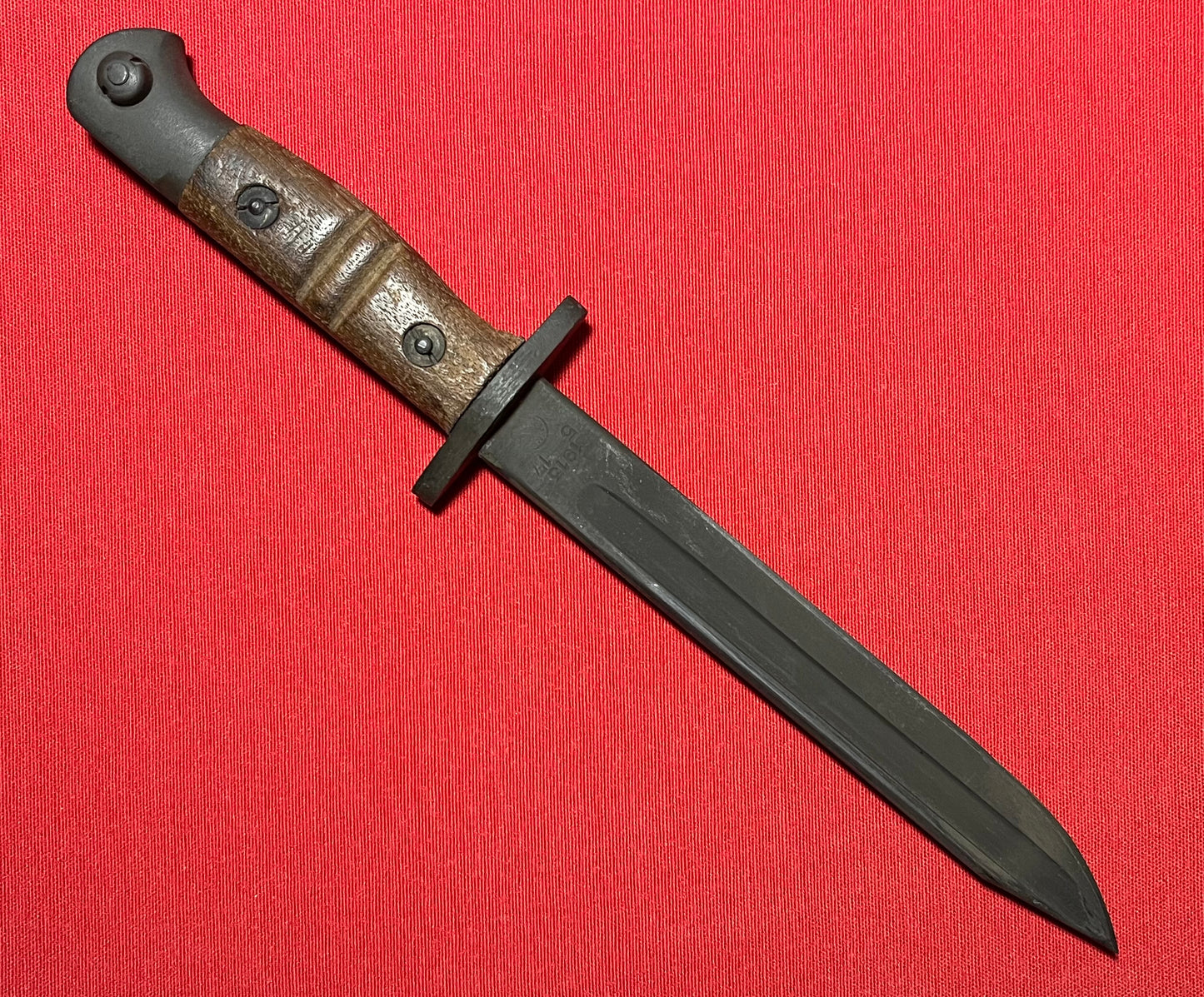 Original British WWI P1913 Enfield Bayonet by Remington with Scabbard / Cutdown for French-Indochina War (French Army Use)