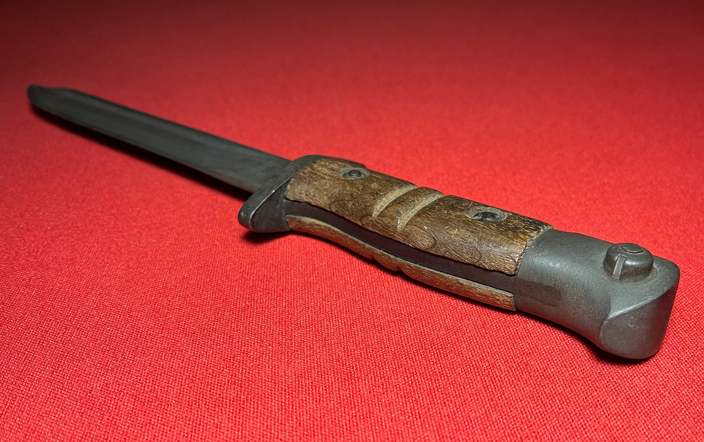 Original British WWI P1913 Enfield Bayonet by Remington with Scabbard / Cutdown for French-Indochina War (French Army Use)