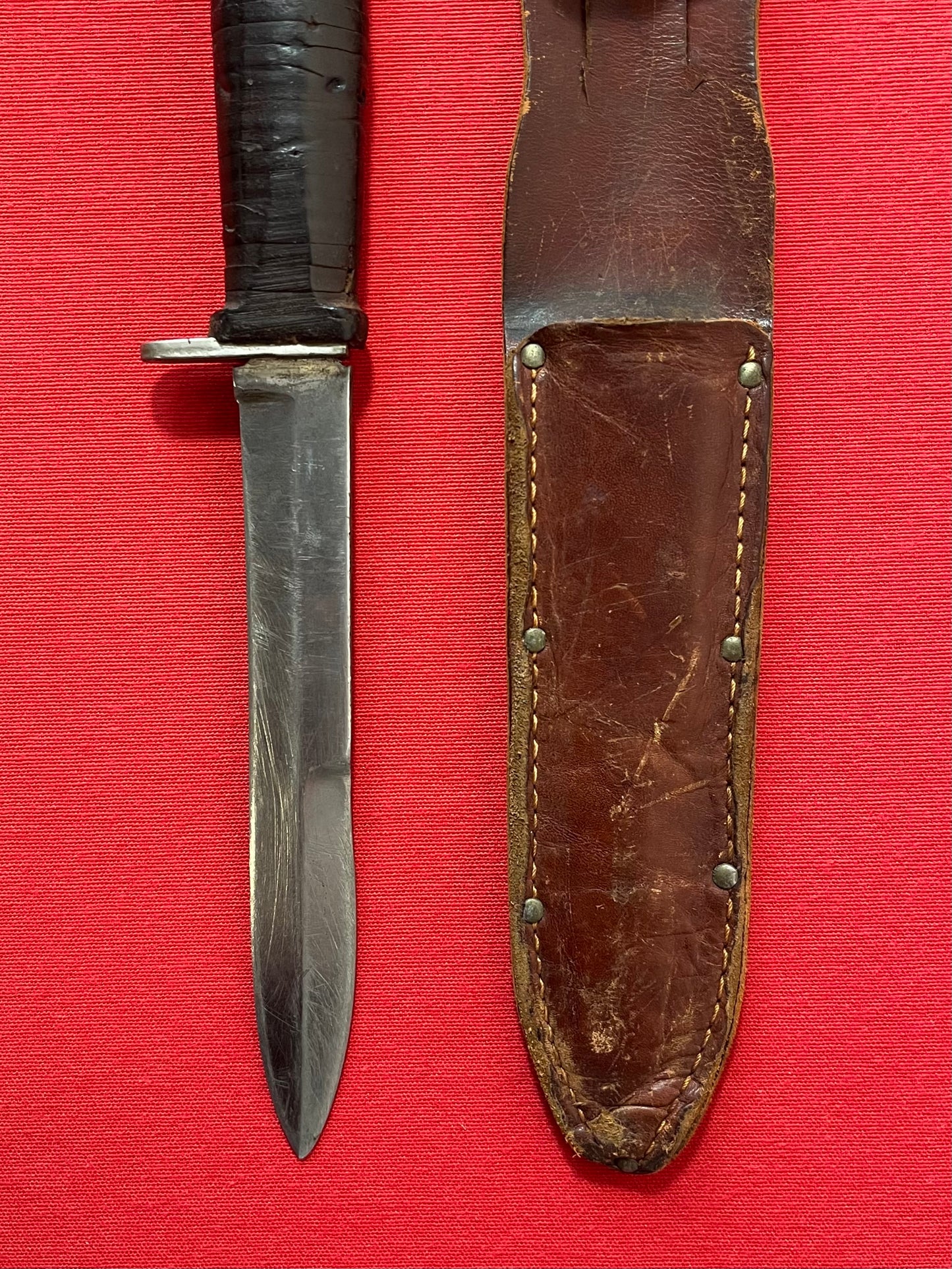 WW2 U.S. M3 Commercial Fighting Knife & Scabbard