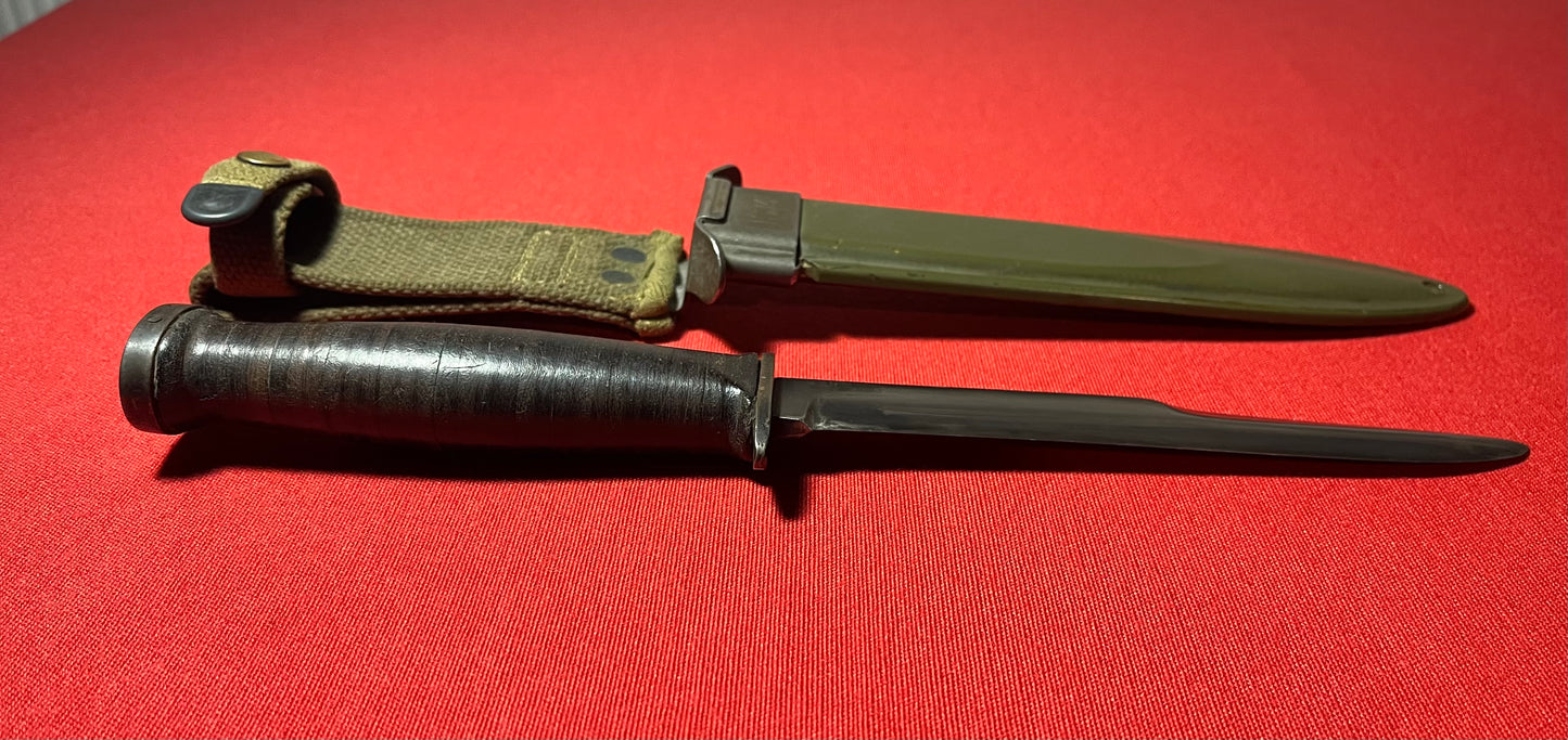 WW2 U.S. M3 Fighting Knife by Aerial with M8 Scabbard