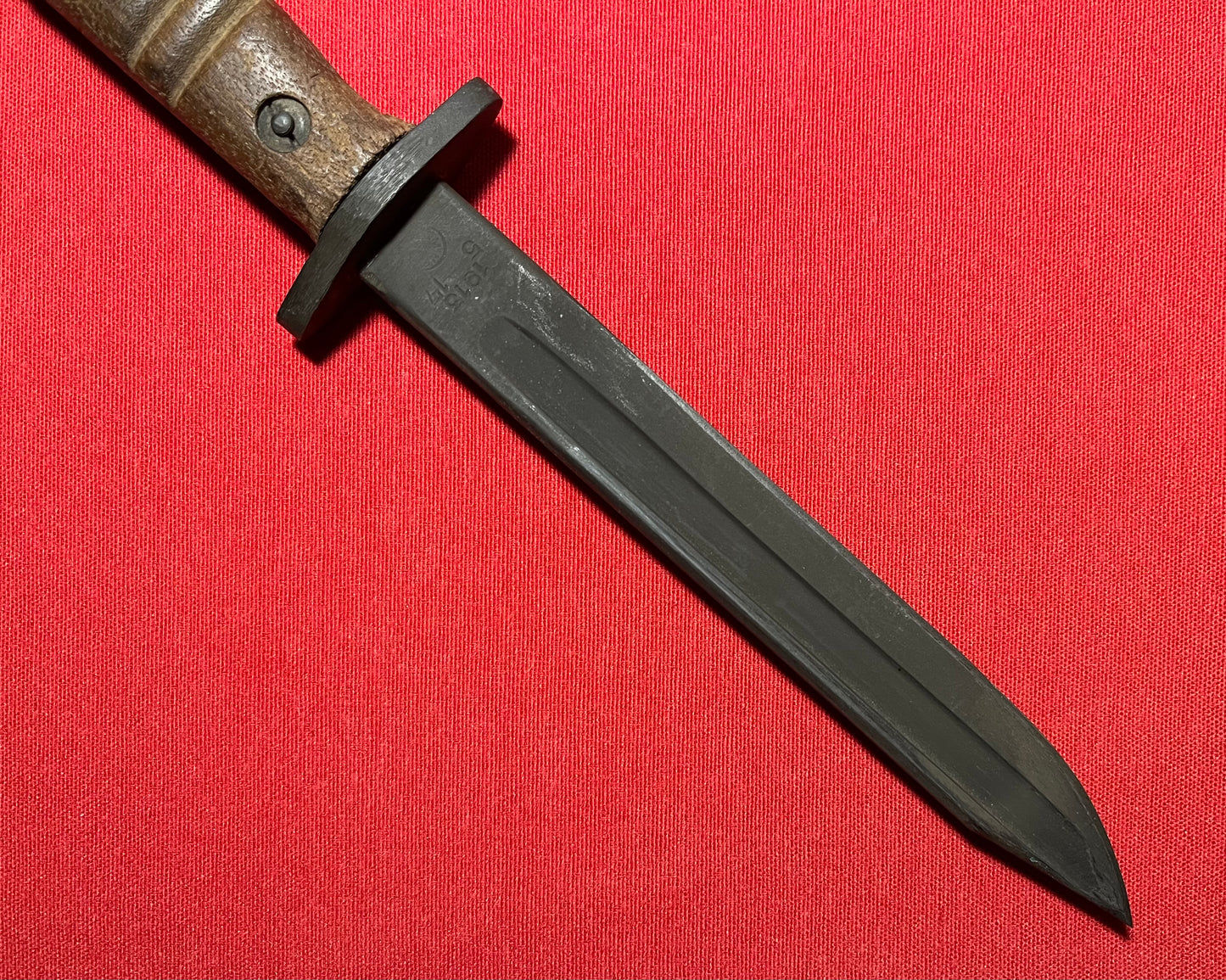 Original British WWI P1913 Enfield Bayonet by Remington with Scabbard / Cutdown for French-Indochina War (French Army Use)