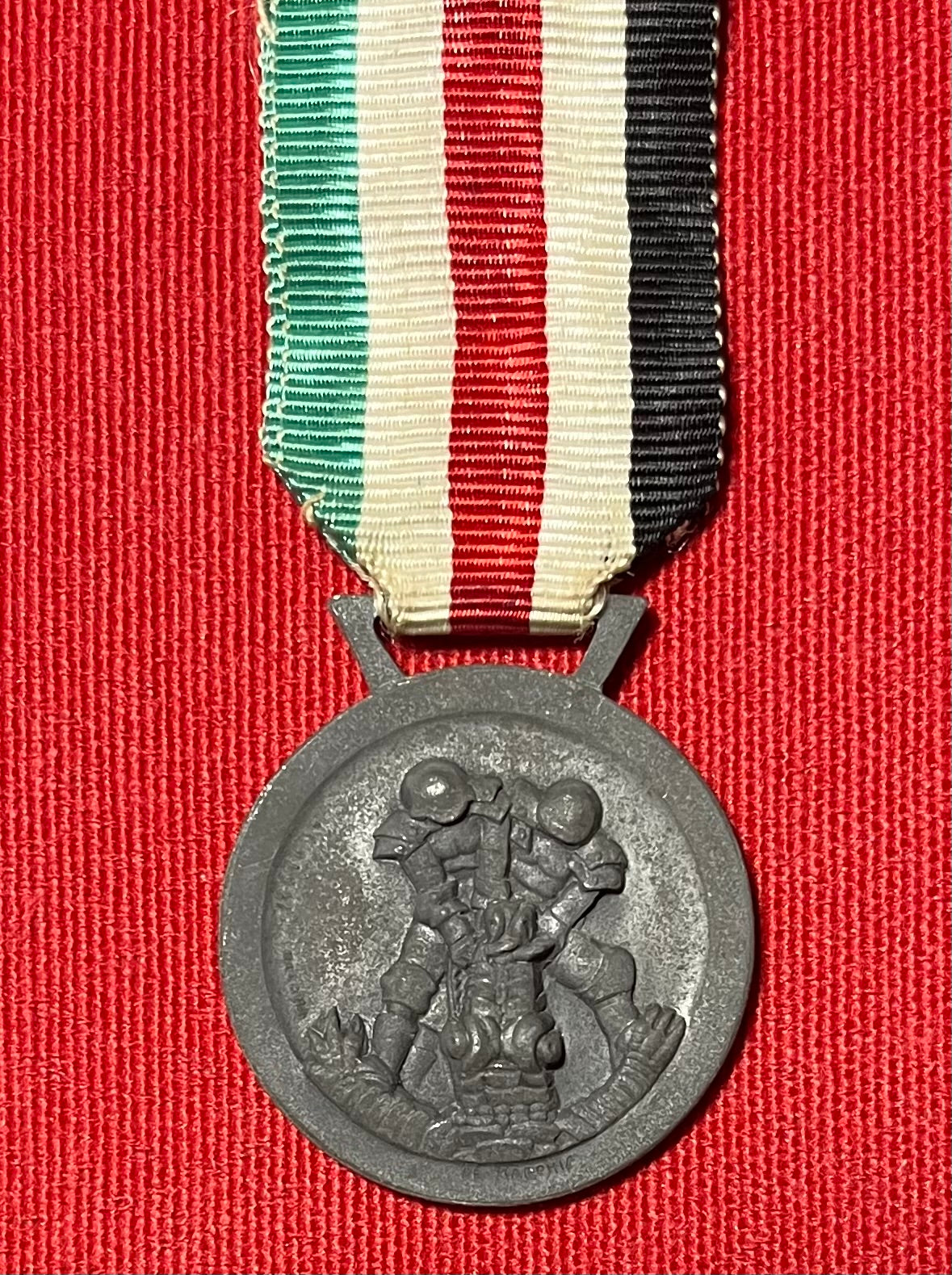 WW2 ITALIAN & GERMAN NORTH AFRICAN CAMPAIGN MEDAL BY LORIOLI OF MILAN